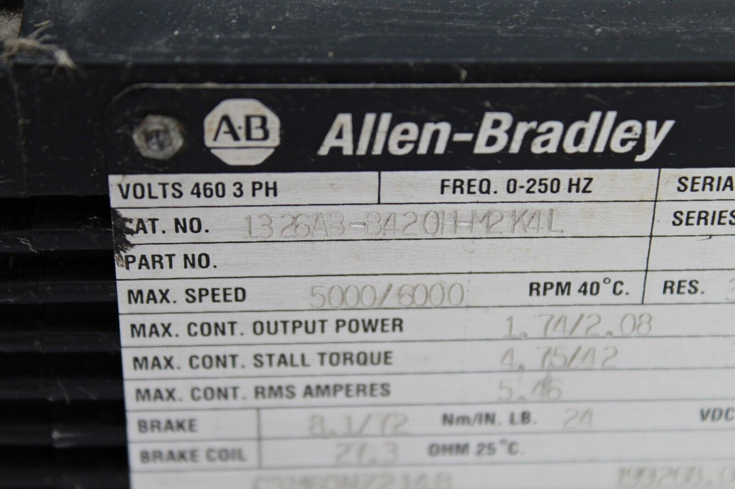 Allen-Bradley 1326AB-B420H-M2K4L Servo Motor