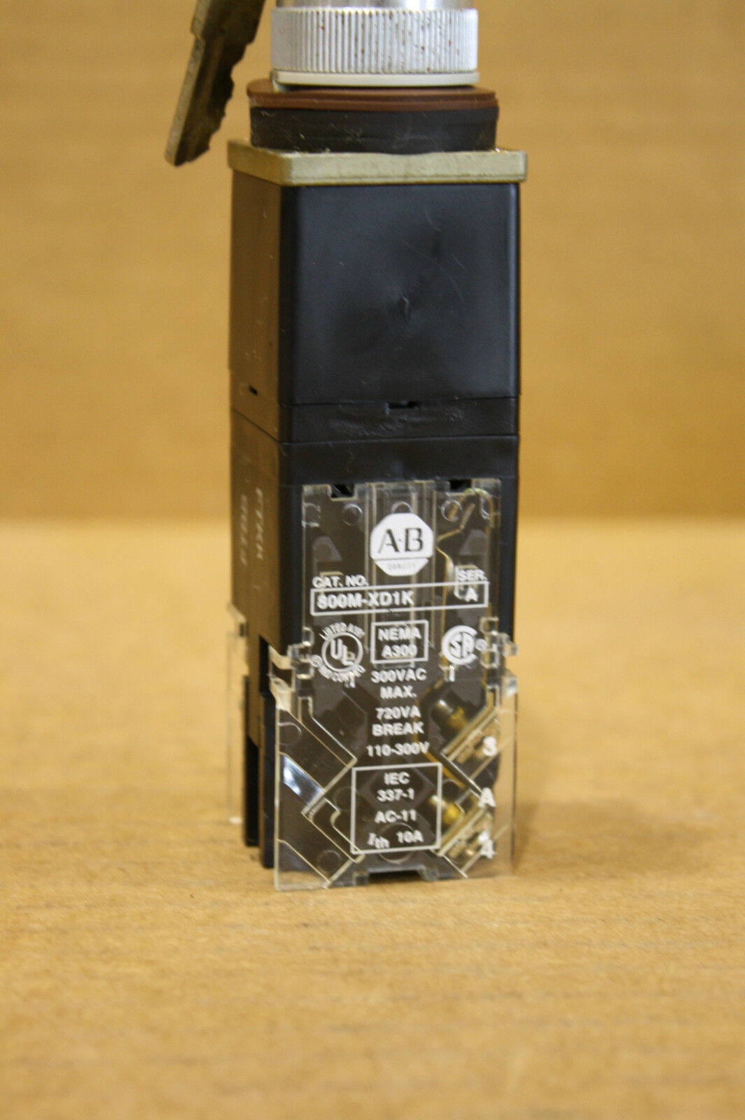 ALLEN-BRADLEY 800MR-J4409U OPERATOR FOR SELECTOR SWITCH