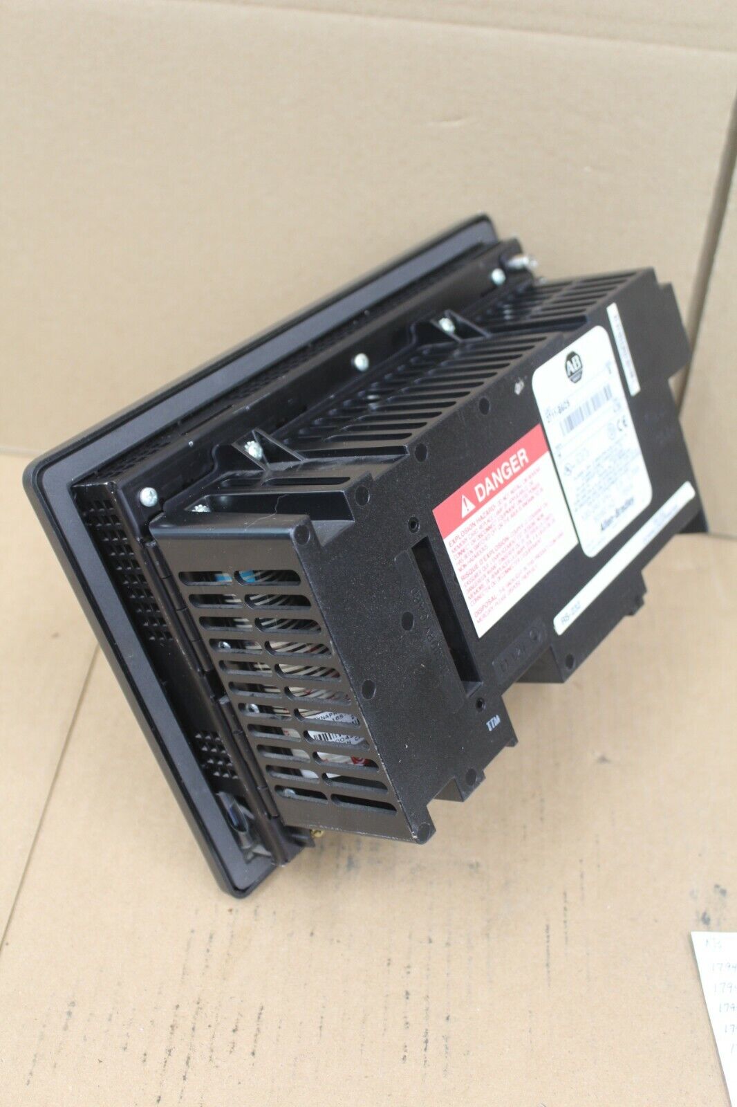 Allen Bradley 2711-B6C9 PanelView 600