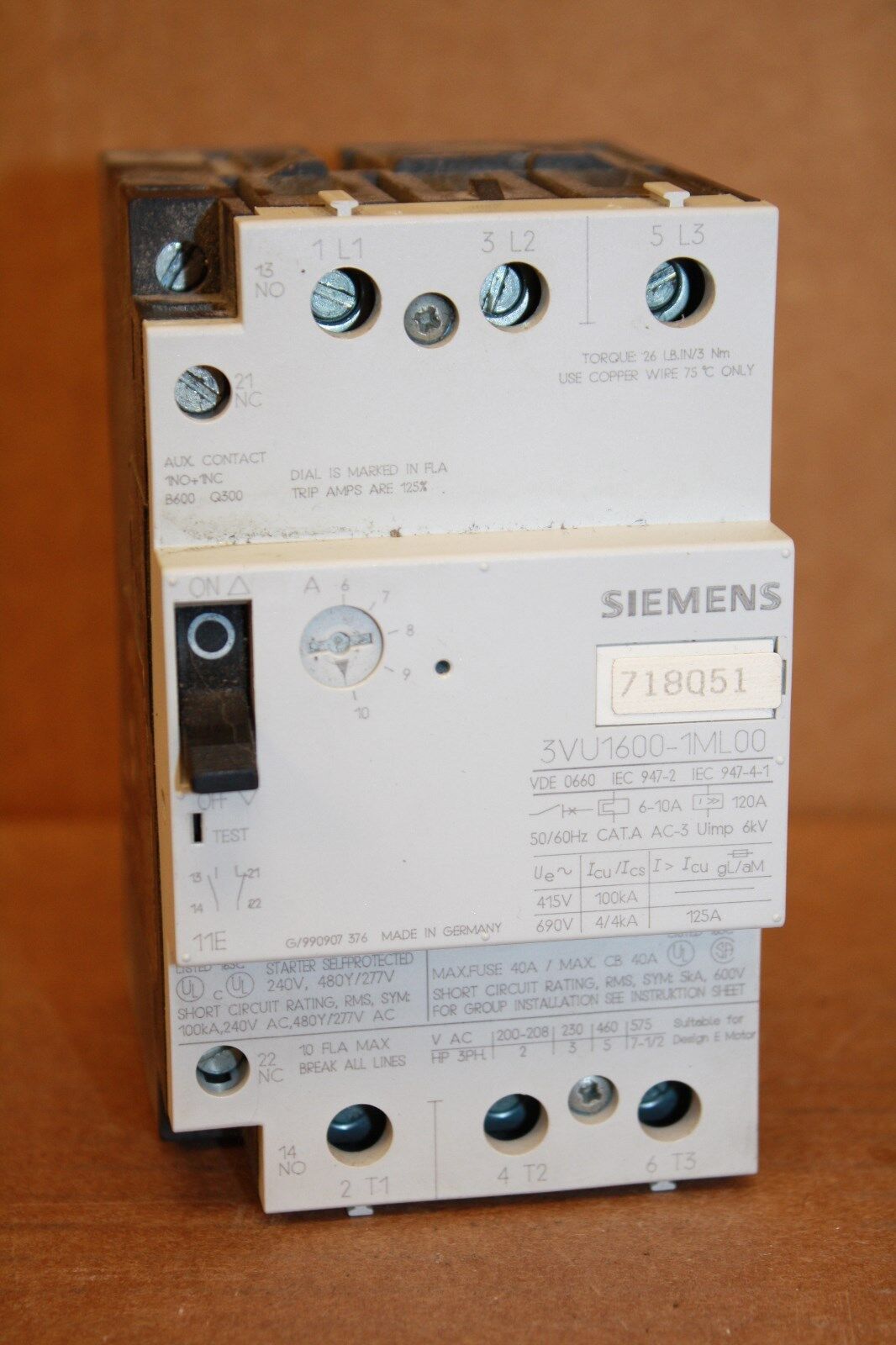 SIEMENS 3VU1600-1ML00 STARTER MOTOR PROTECTOR