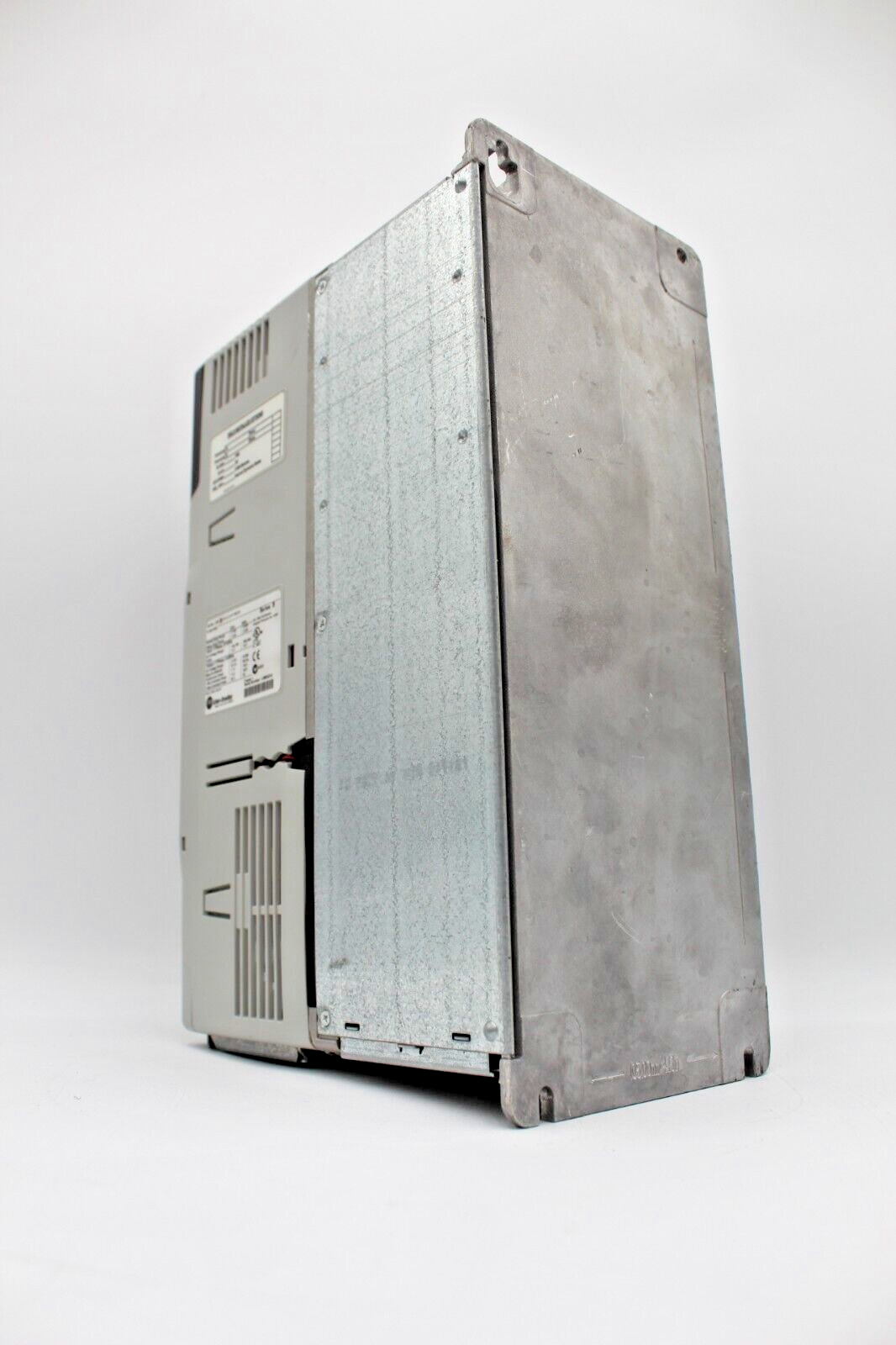 Allen-Bradley 20BB015A0NYYBCD0 PowerFlex 700 AC Drive
