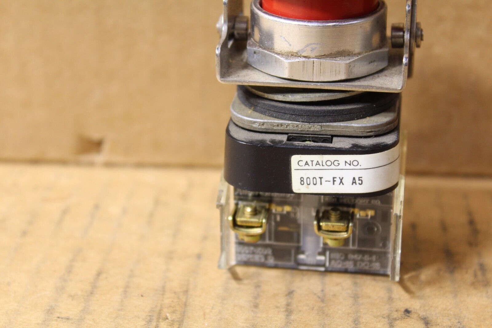 Allen-Bradley 800T-FX A5 Red Push Button