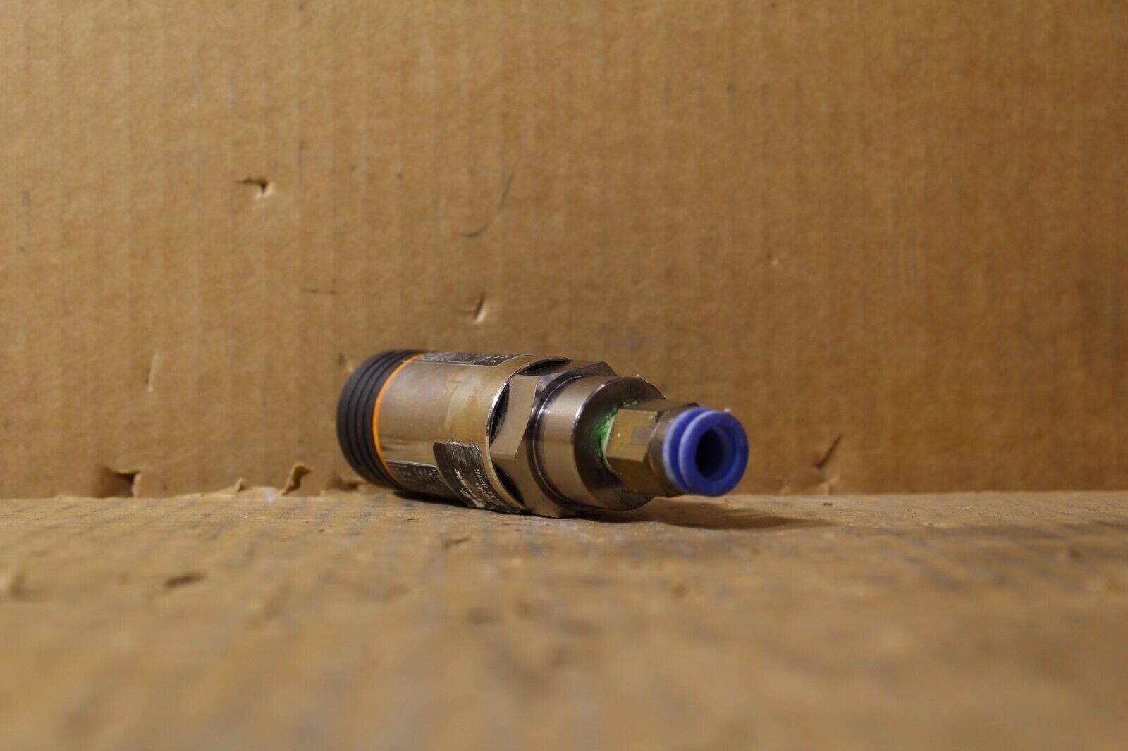 efector PN3224 Digital Adjustable Pressure Sensor