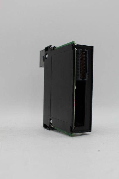 Allen-Bradley 1756-OV16E ControlLogix 16 Point D/O Module