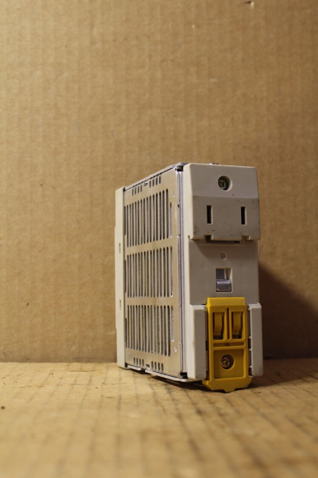 Omron S8VS-12024 Power Supply