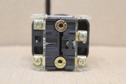 Allen Bradley 800T-QBH24RD1 Amber Push Button