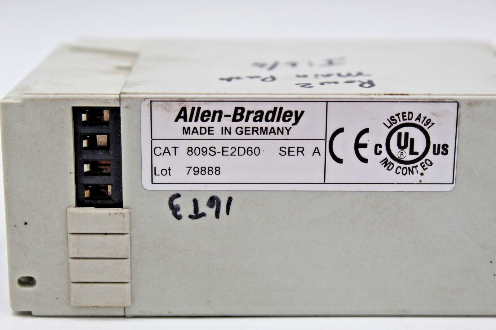 ALLEN-BRADLEY 809S-E2D60 115VAC COIL SOLID-STATE RELAY SER. A