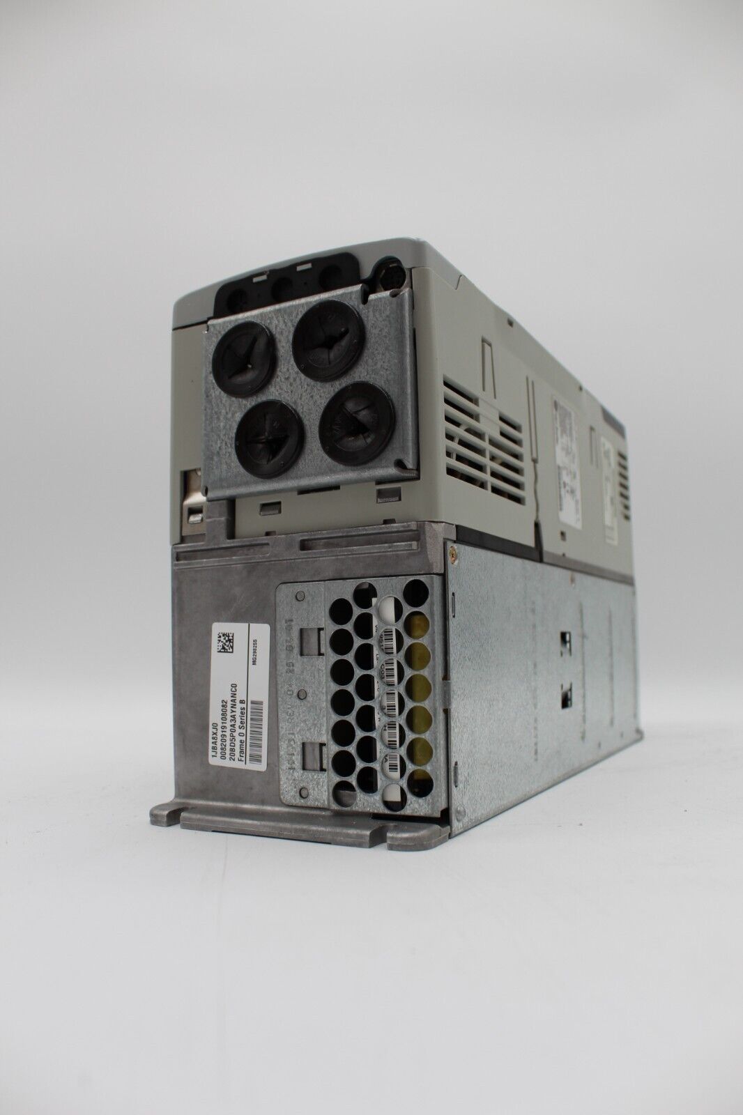 Allen-Bradley 20BD5P0A3AYNANC0 PowerFlex 700 AC Drive (Small Crack)