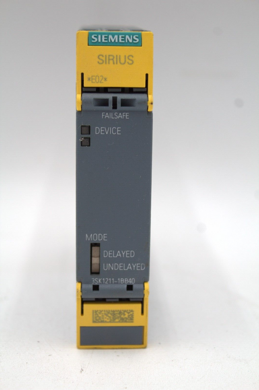 Siemens 3SK1211-1BB40 Safety Relay
