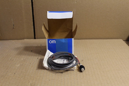 Omron E2F-X1R5F1 Proximity Switch