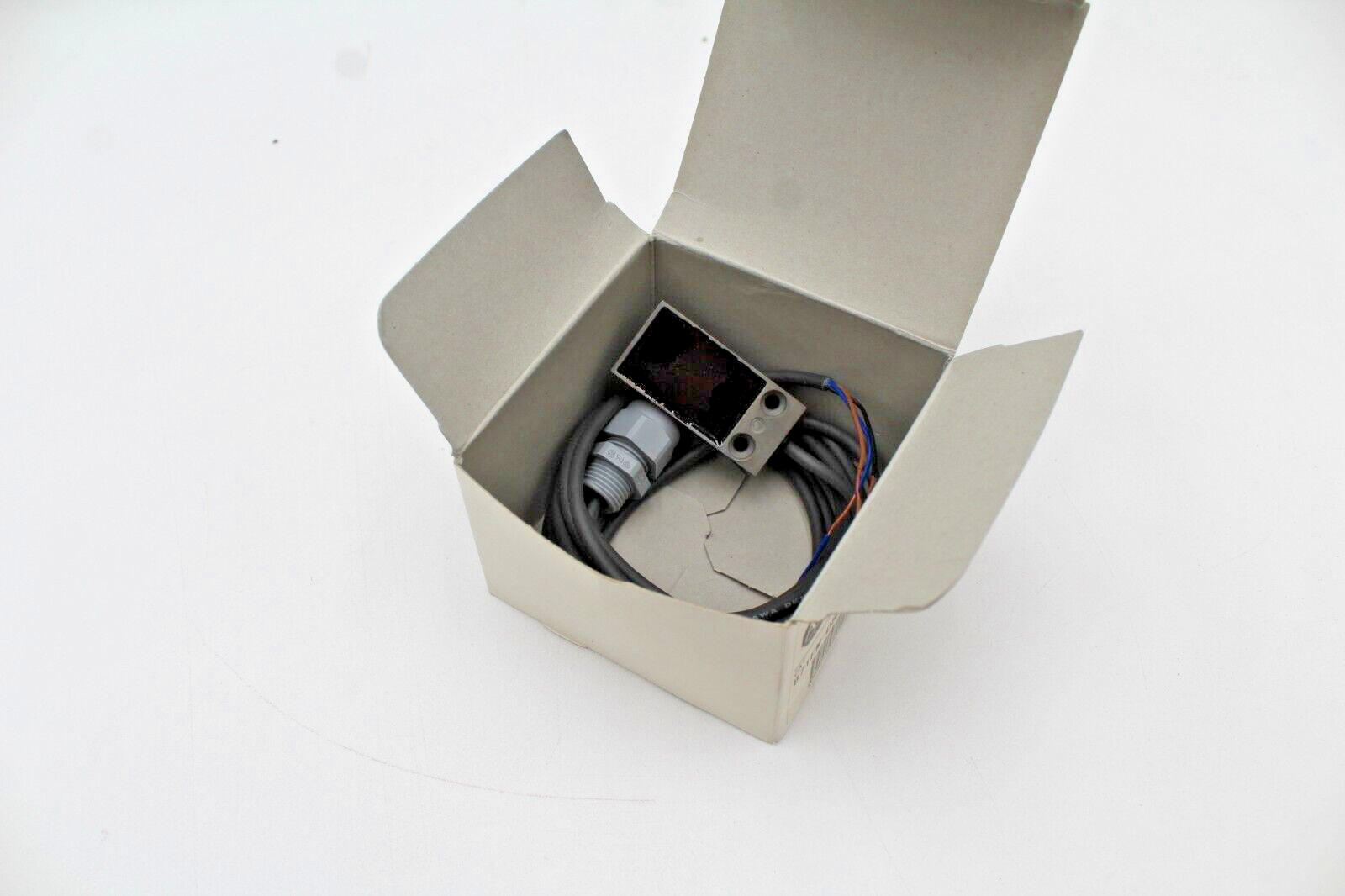 Allen-Bradley 871FM-D5NP25-E2 Proximity Switch