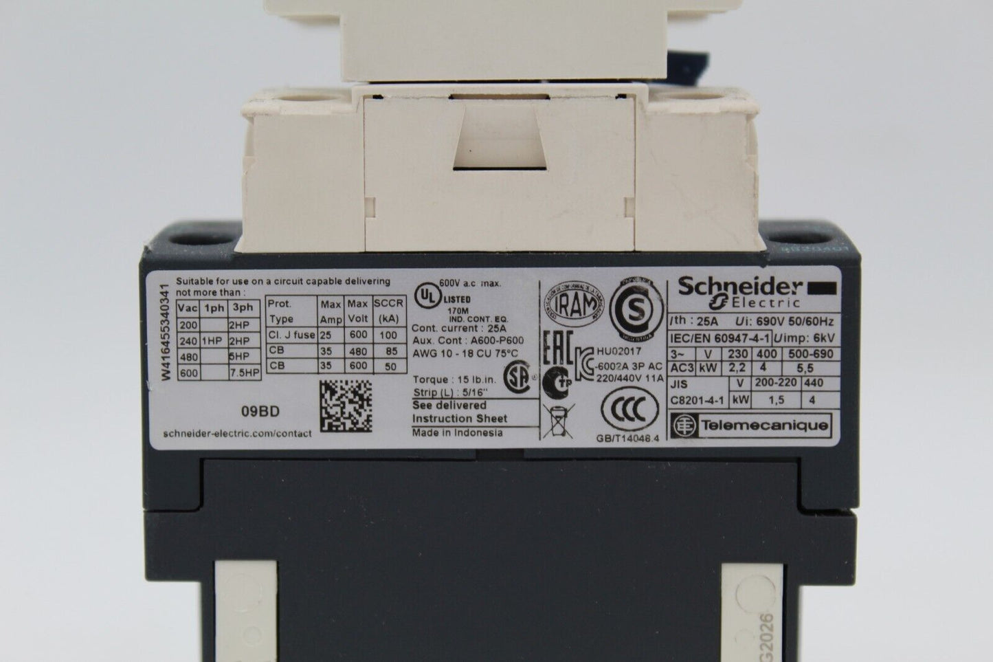 Schneider Electric LC1D09BD Contactor w/ LADN40 Contact Block