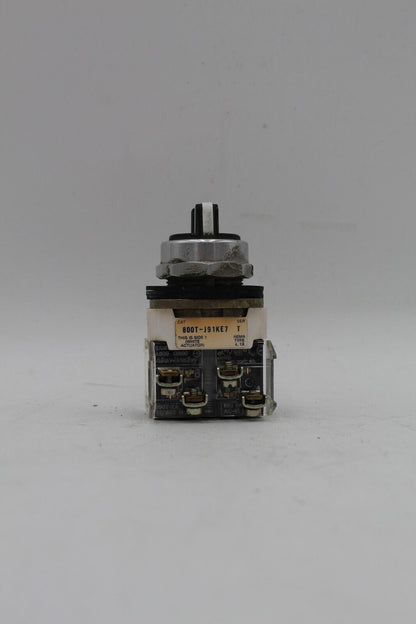 Allen-Bradley 800T-J91KE7 3-Position Selector Switch