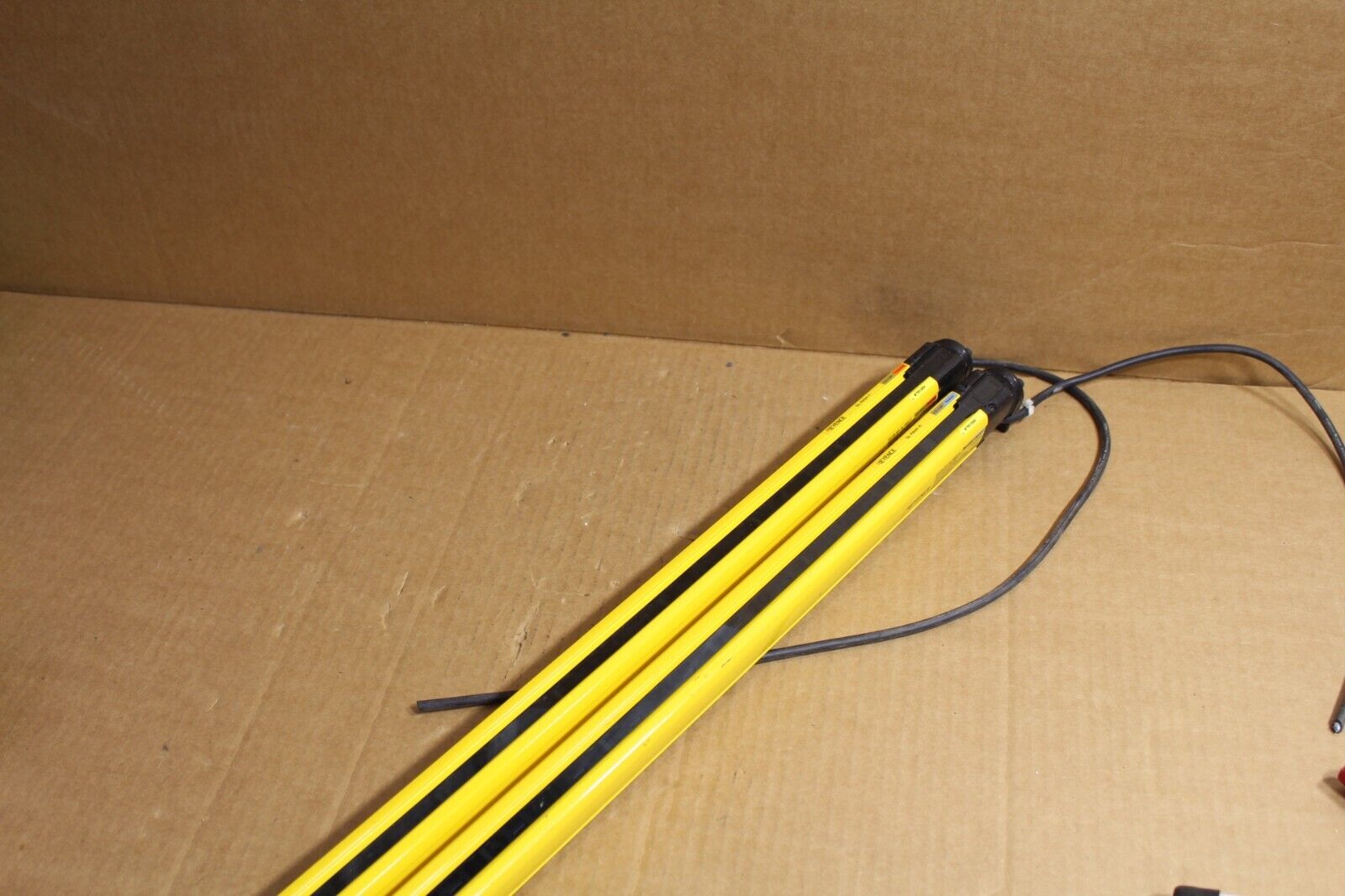 Keyence GL-R60H-T/GL-R60H-R Safety Light Curtain Set