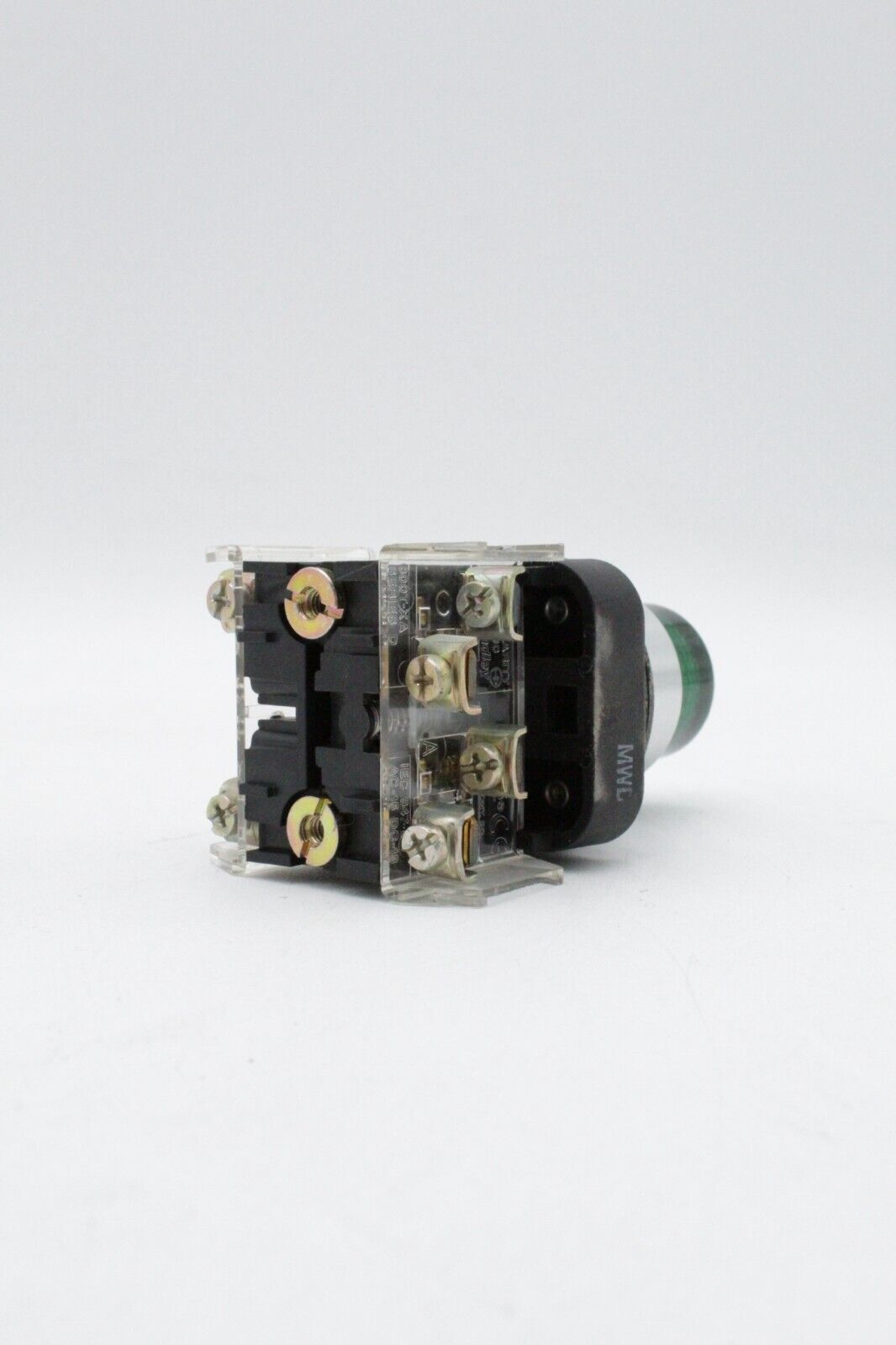 Allen-Bradley 800T-QB24 Green Push Button