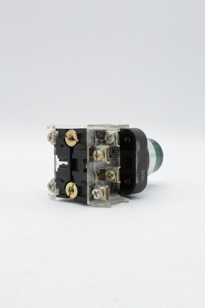 Allen-Bradley 800T-QB24 Green Push Button
