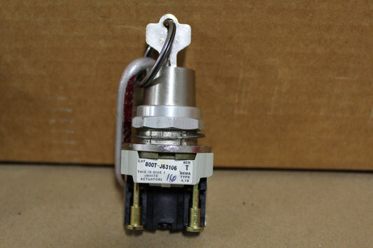 Allen-Bradley 800T-J63106 Ser. T Keyed Selector Switch