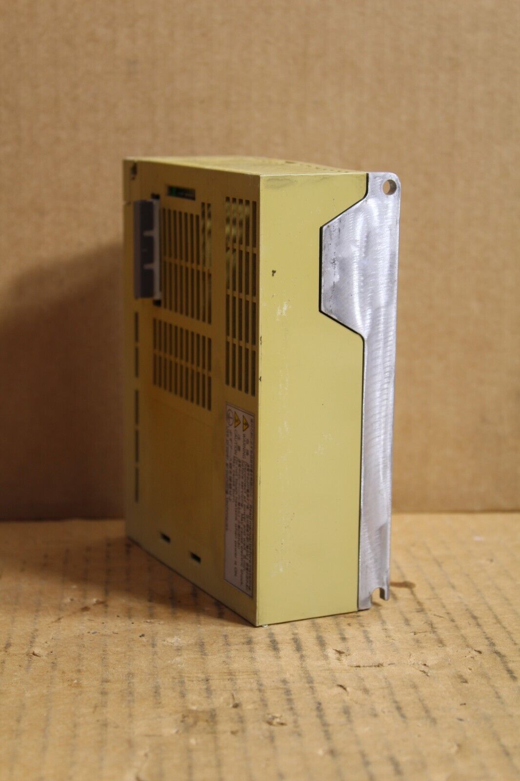 Yaskawa Electric SGDH-01AE ServoPack