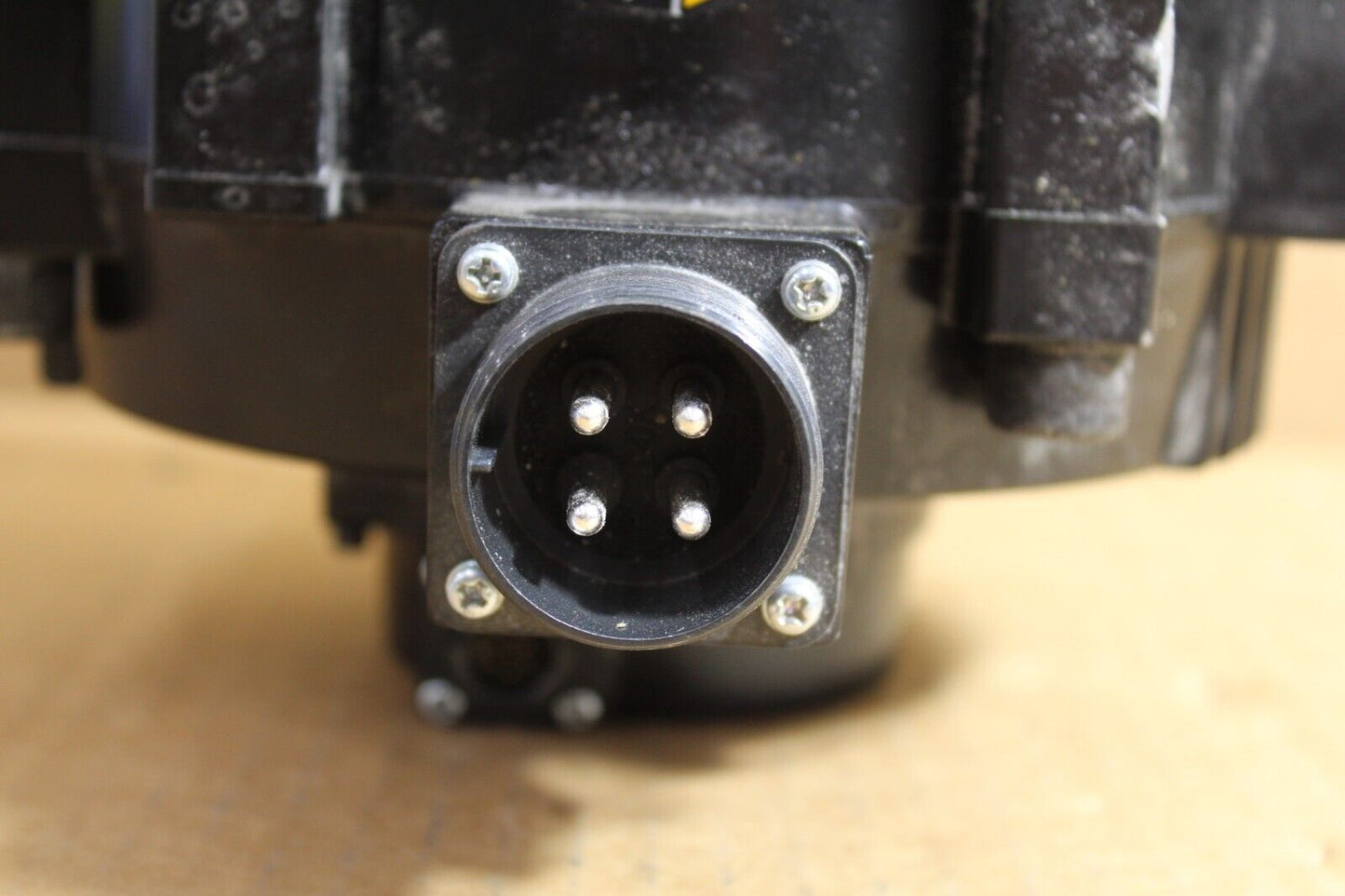 Yaskawa SGM7G-30A7D6S AC Servo Motor