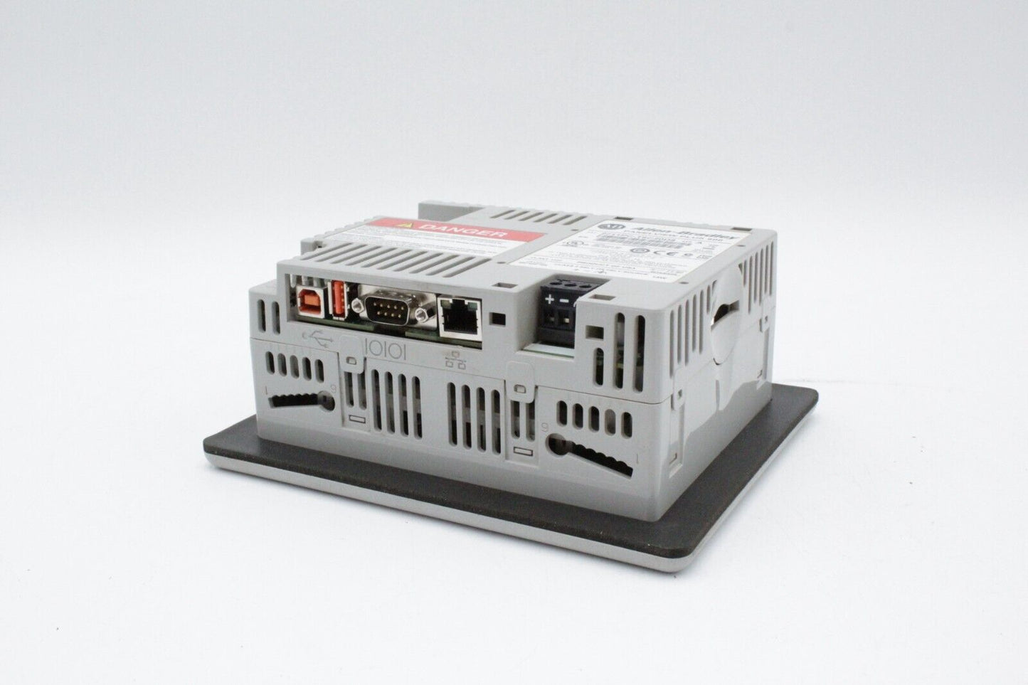 Allen-Bradley 2711PC-T6C20D8 PanelView Plus 600