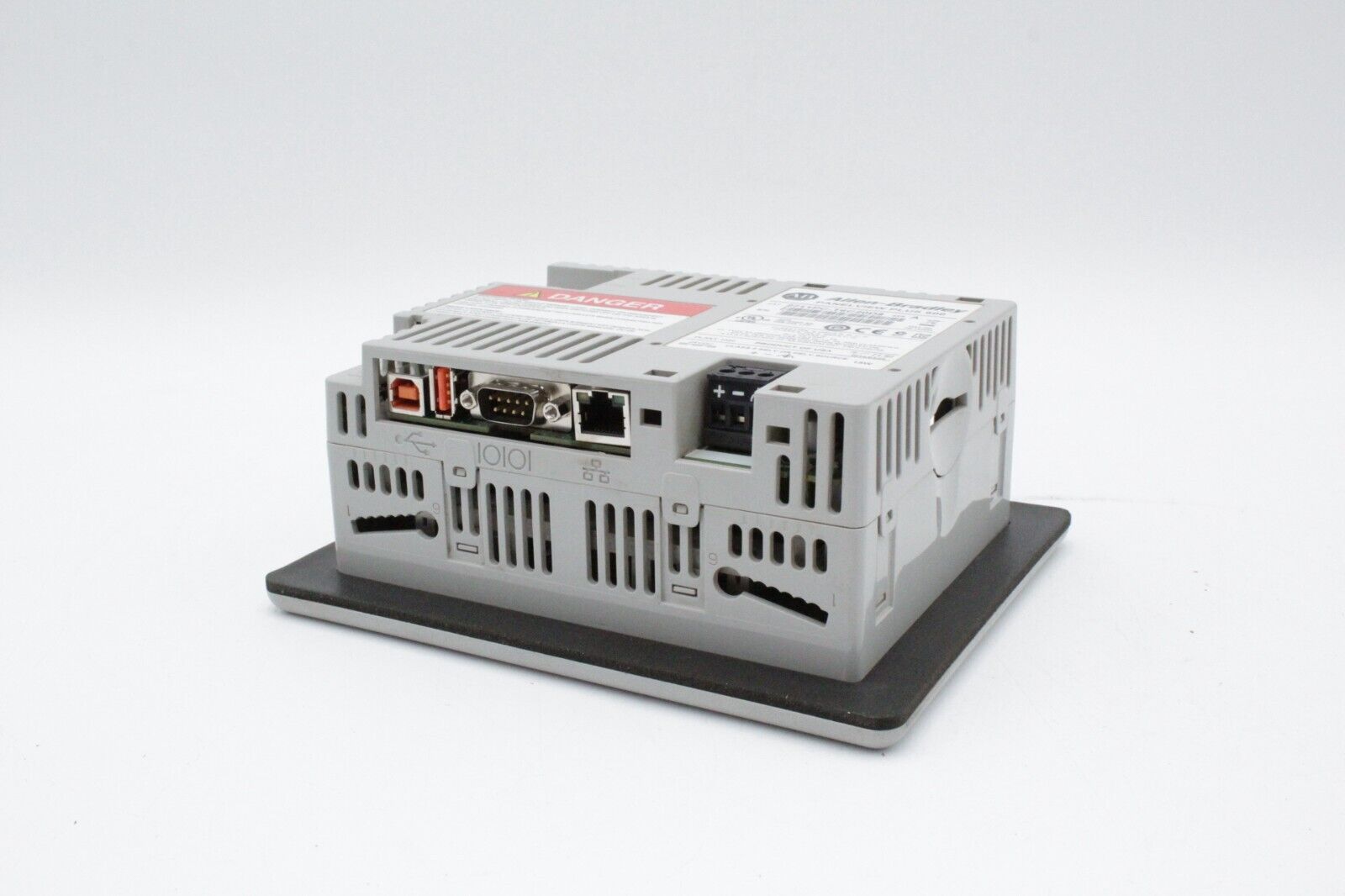 Allen-Bradley 2711PC-T6C20D8 PanelView Plus 600