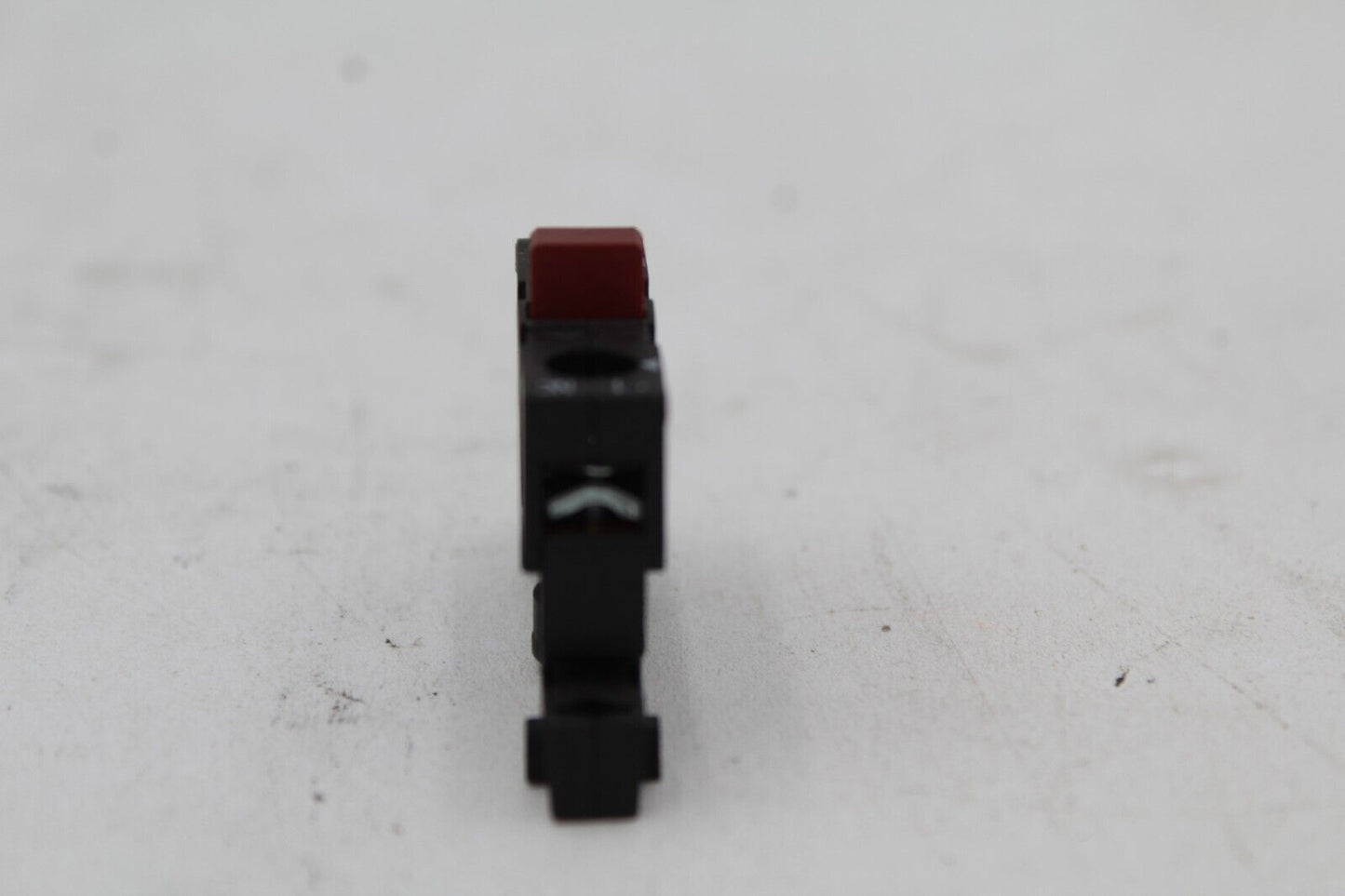 Siemens 3SB3420-0C Auxiliary Contact