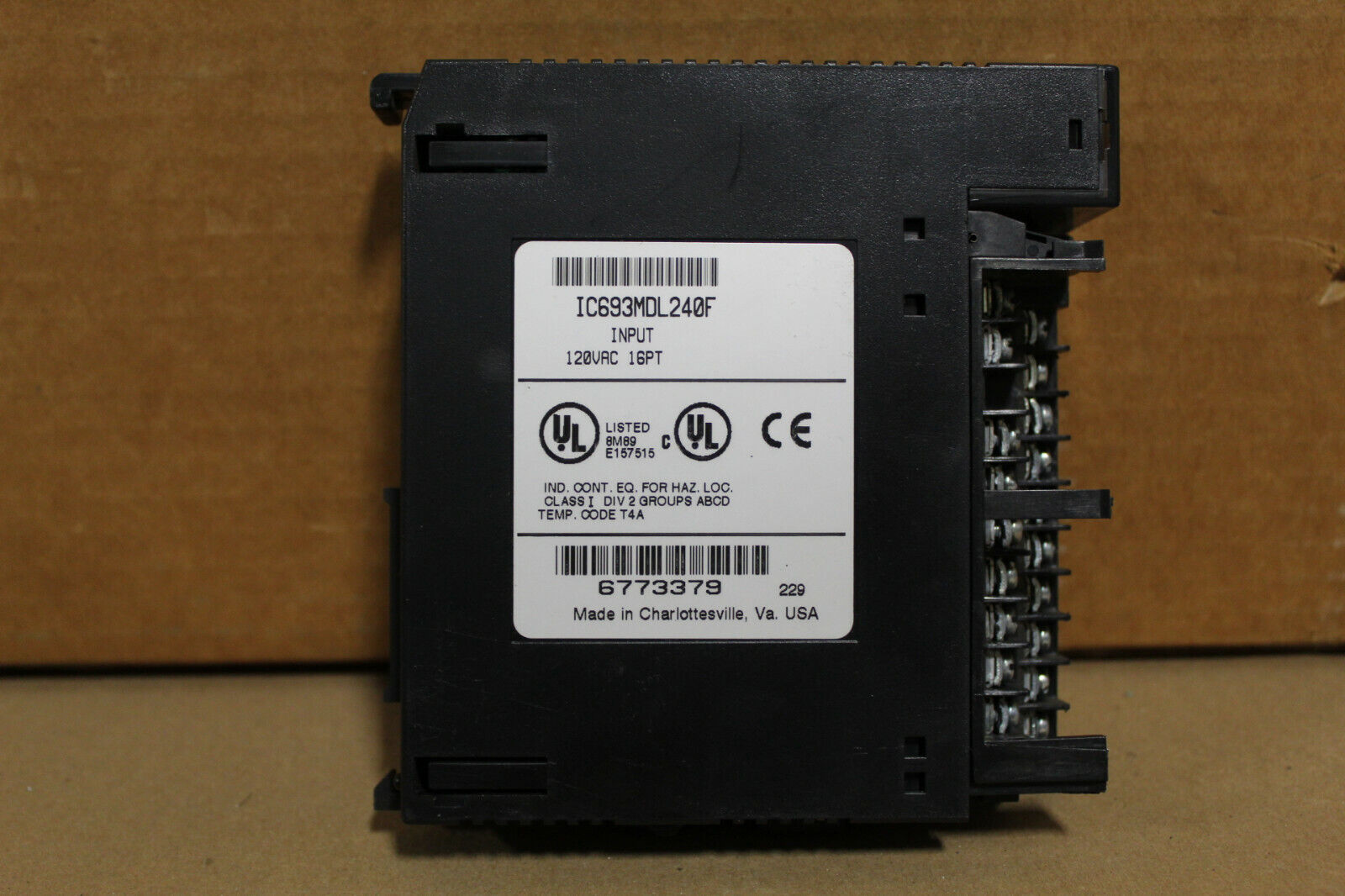 GE Fanuc IC693MDL240F Input Module