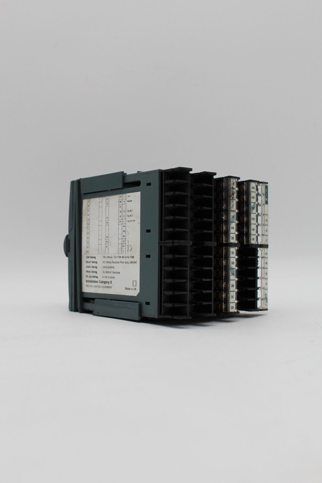 Eurotherm 2204e/NS/VH/XX/XX/RF/RF/XX/2XX/ENG/XXXXX/EU0523 Temp Controller