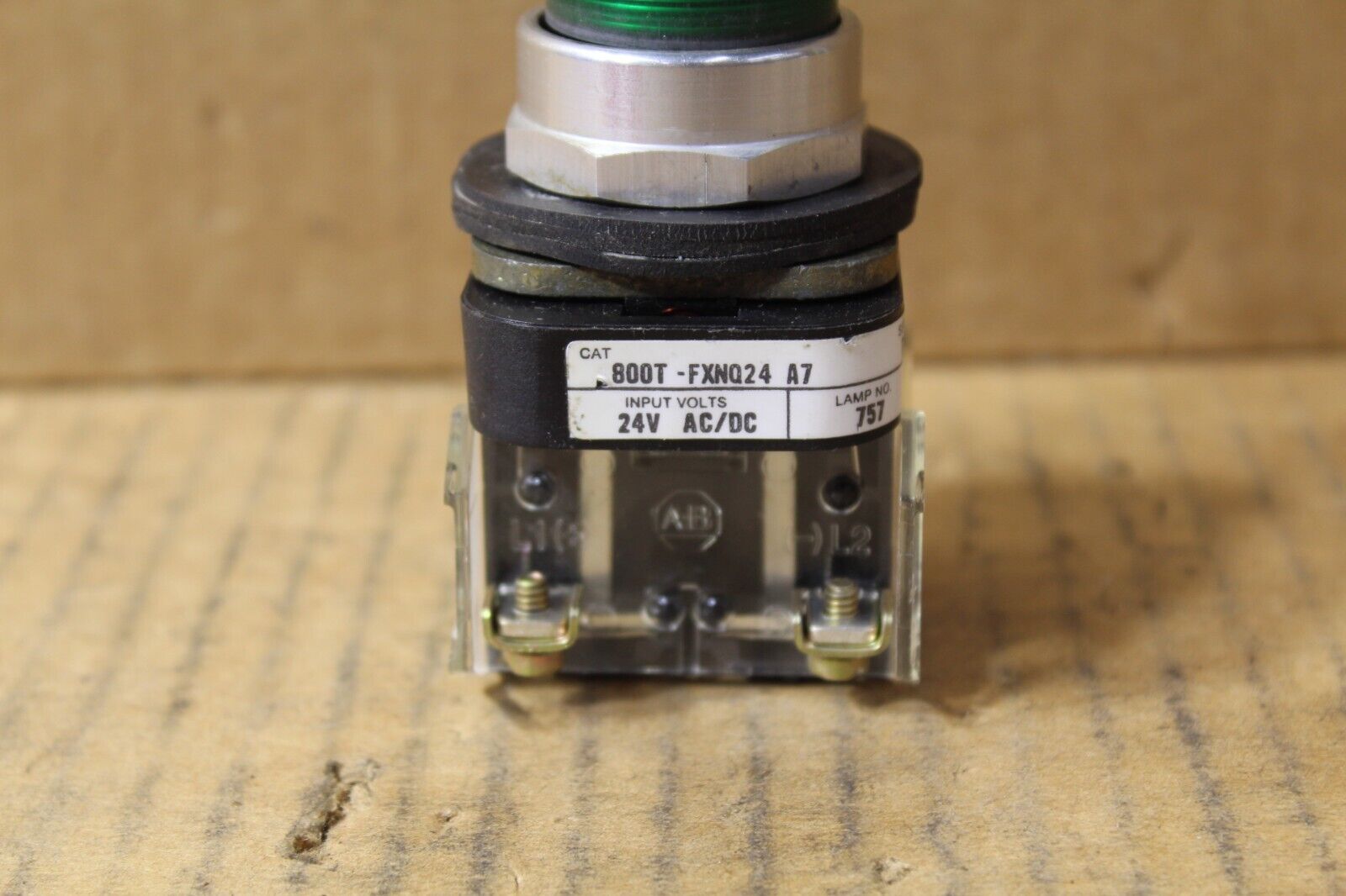 Allen-Bradley 800T-FXNQ24A7 Green Mushroom Push Button