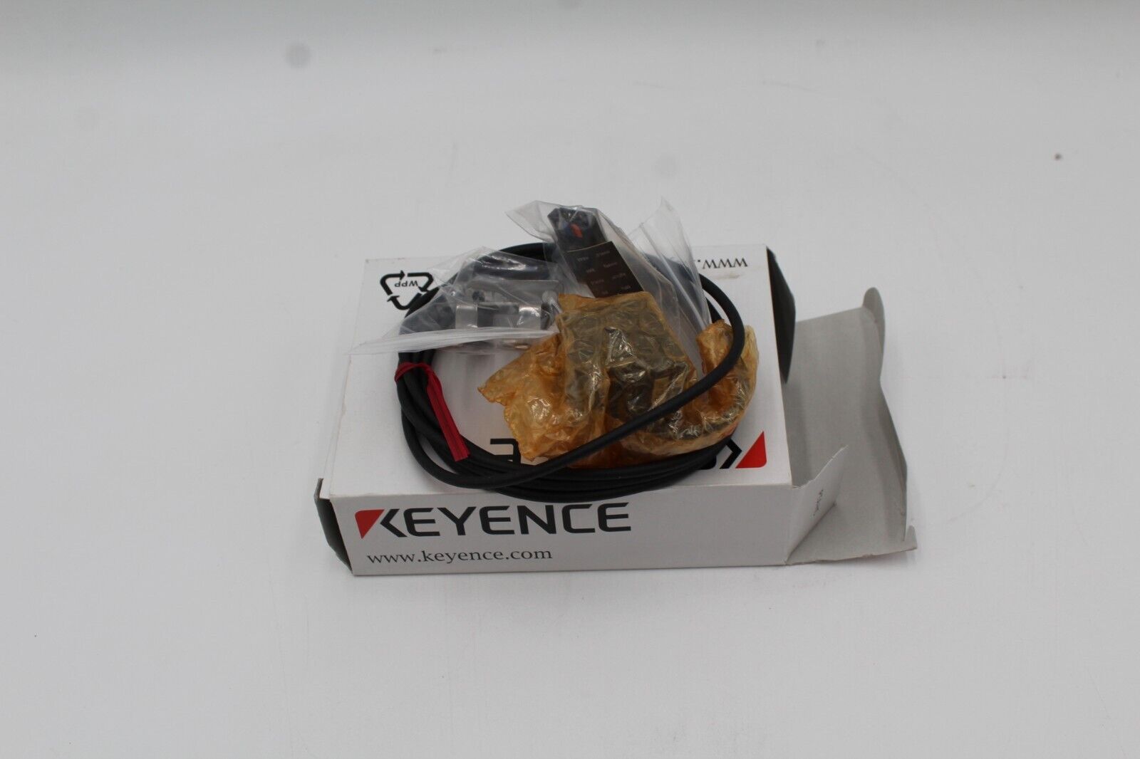 Keyence AP-40P Pressure Sensor