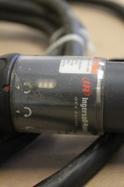 INGERSOLL RAND QE4AE020PA2Q04 SCREWDRIVER WITH KROMER 5200-01 BALANCER