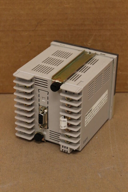 OMRON E5AX-PRR03-F TEMPERATURE CONTROLLER