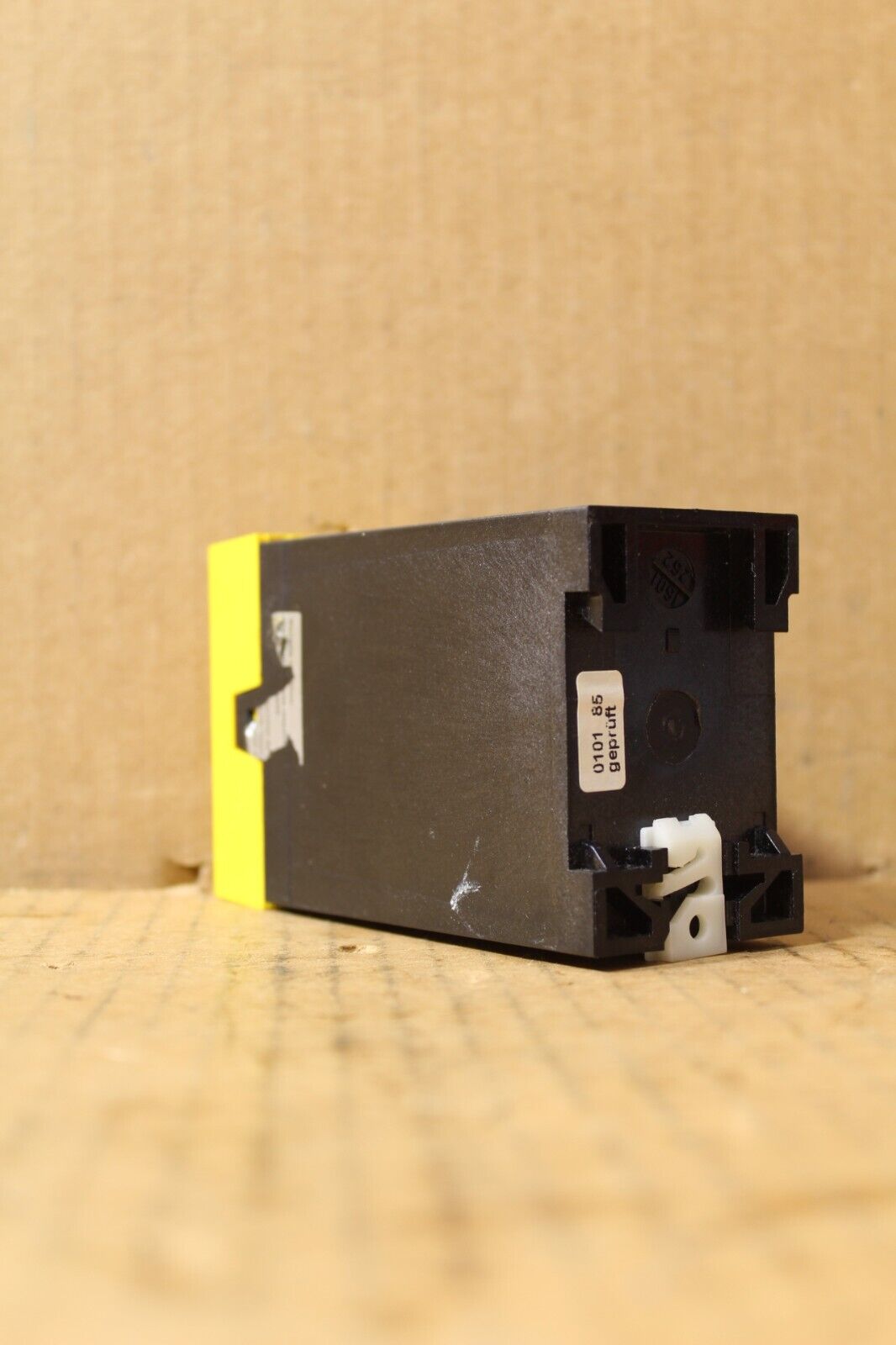 Honeywell FF-SR25980E Safety Relay