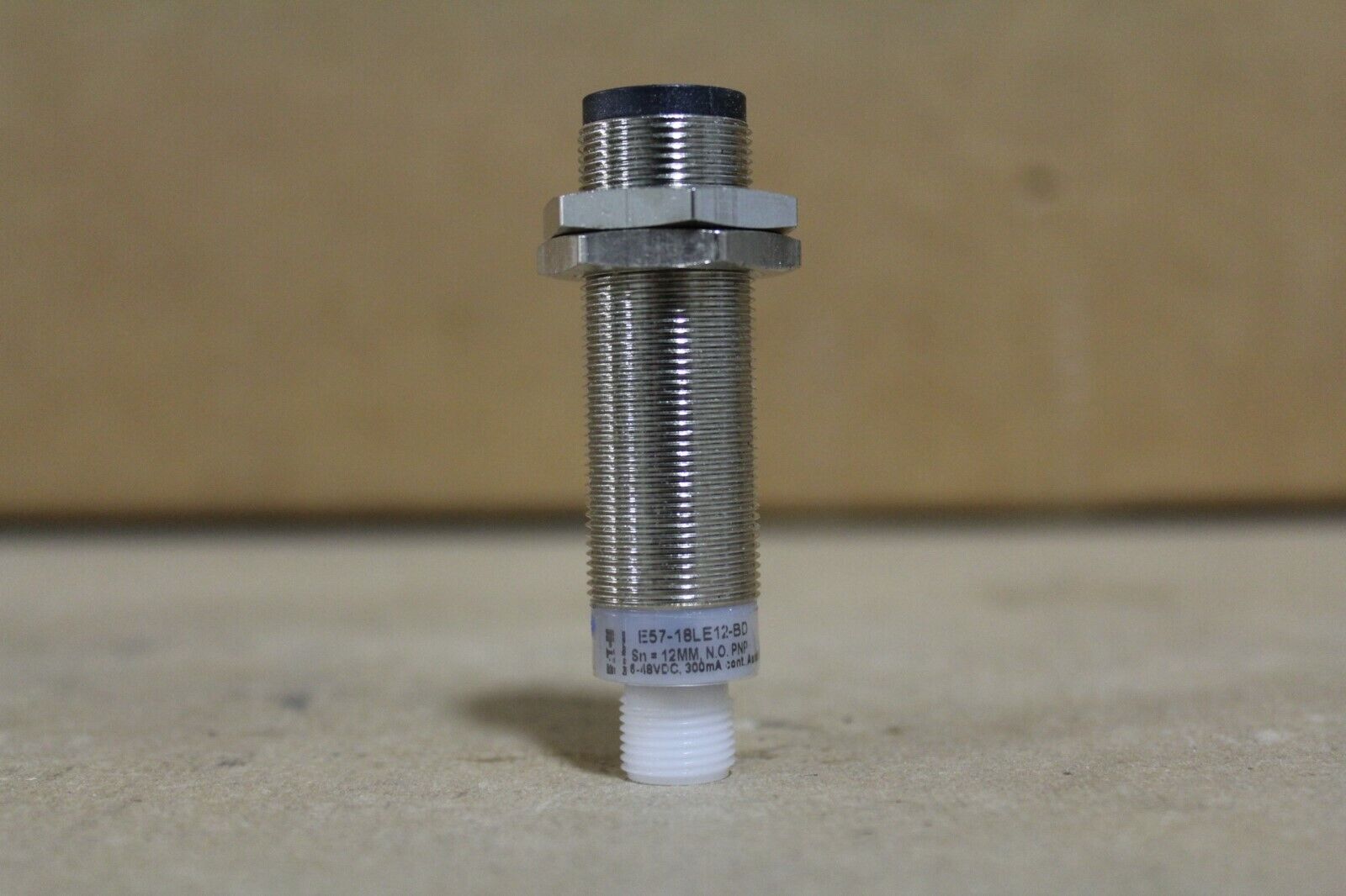 Culter-Hammer E57-18LE12-BD Prox Switch