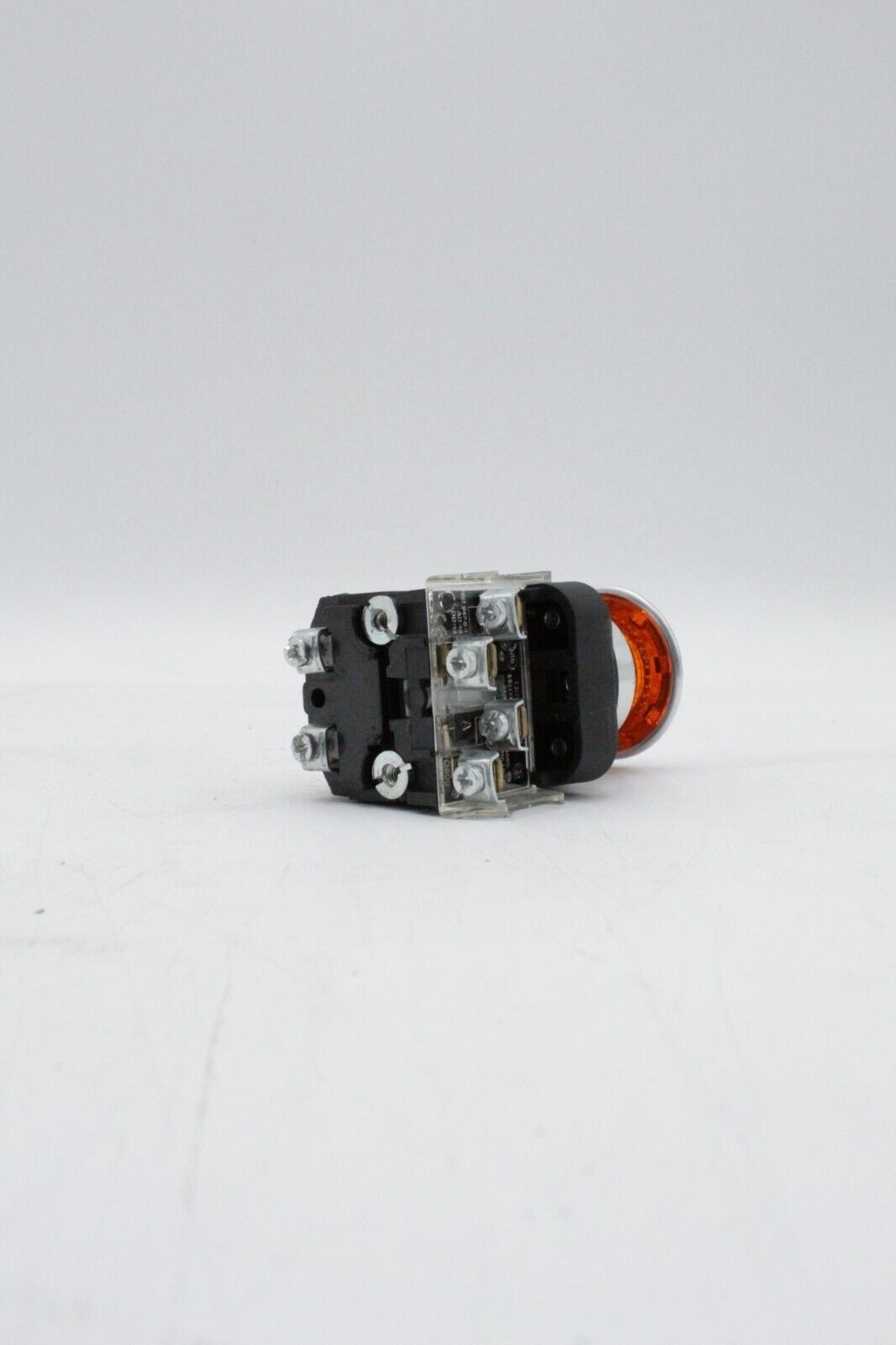 Allen-Bradley 800T-FXP16AA1 Amber Illuminated Push Button