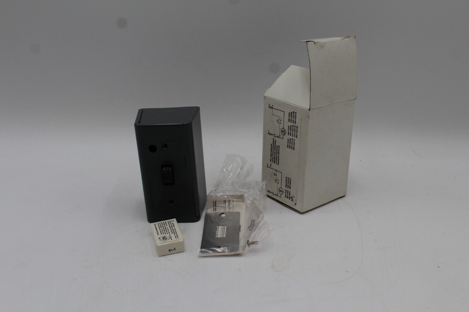 Allen-Bradley 600-TAX5 Manual Motor Starter