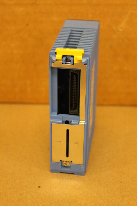 YOKOGAWA F3LC11-1F COMPUTER LINK