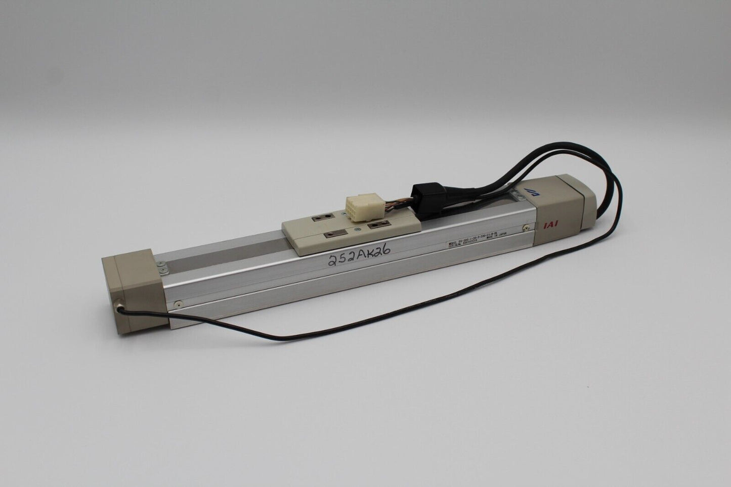 IAI Corporation DS-SA6-I-30-3-200-C1-N-BL Robocylinder Linear Actuator