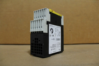 SIEMENS 3RK3122-1AC00 CENTRAL UNIT NEW NO BOX*