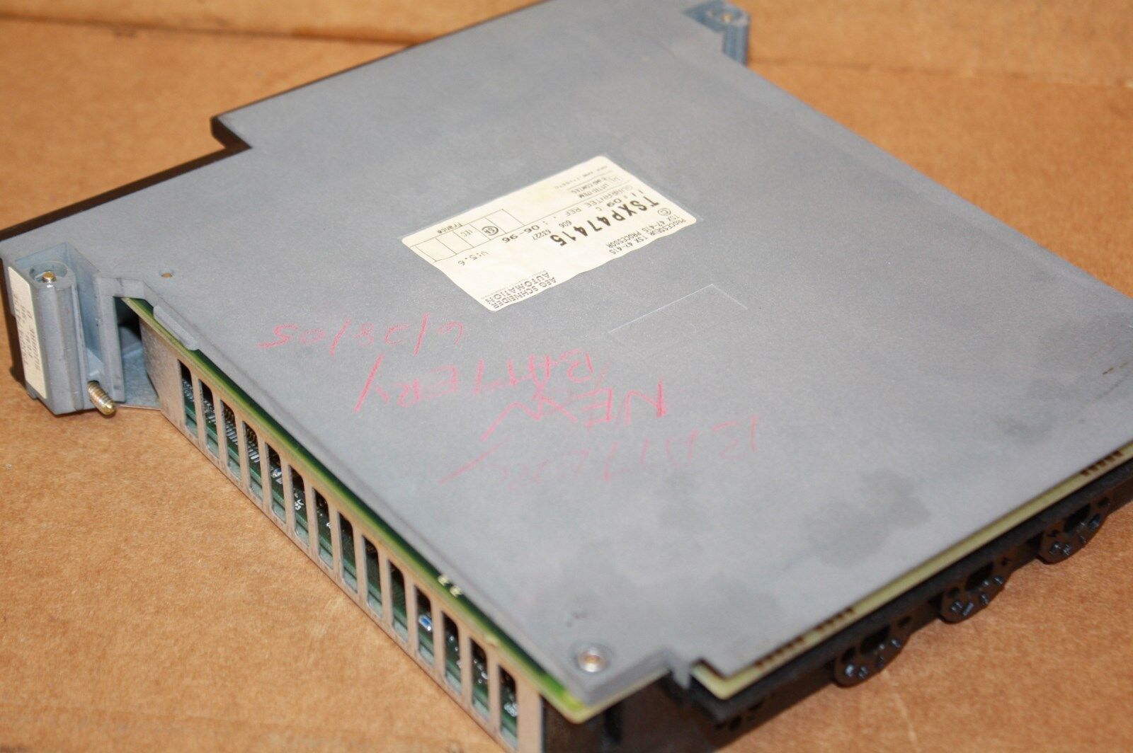 SCHNEIDER TSXP47415 PROCESSOR MODULE