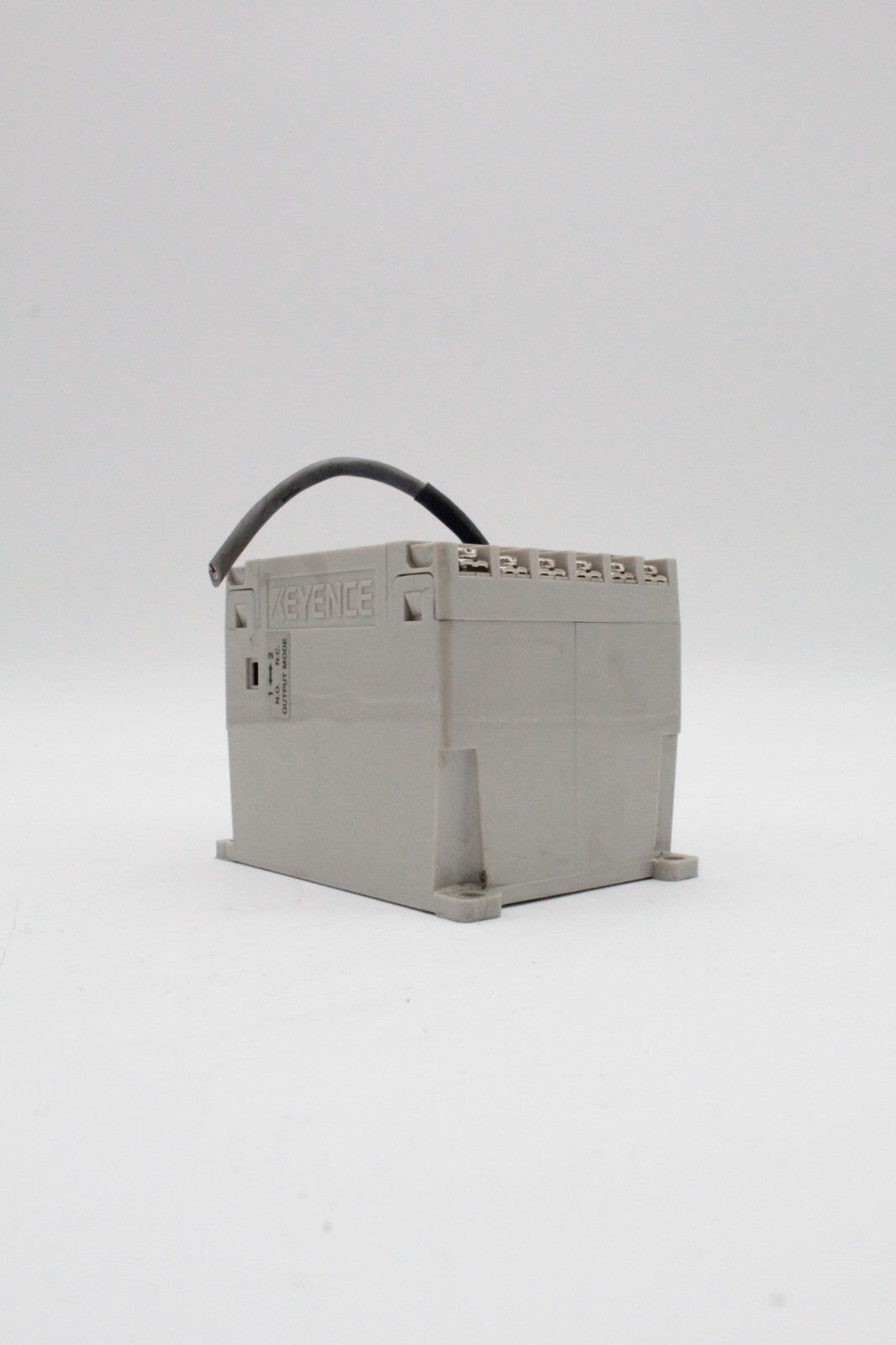 Keyence EG-545 Amplifier Unit (No Knob)