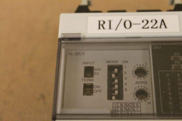 KEYENCE KL-32CX CONNECTOR