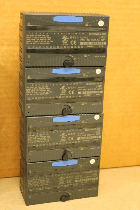 FANUC IC200MDL742D OUTPUT MODULE