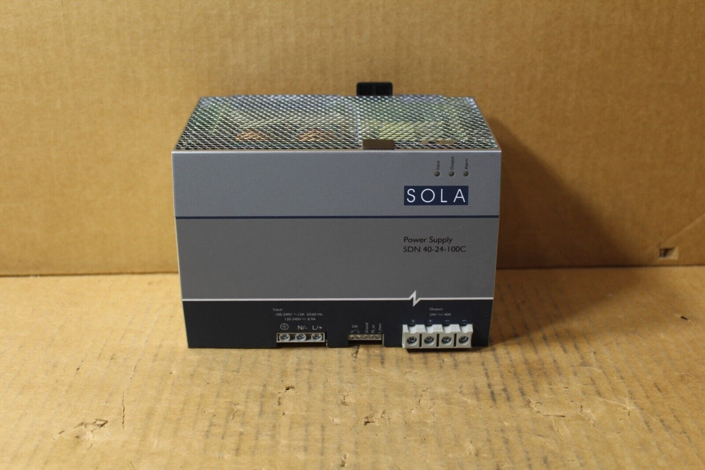 Emerson Sola SDN 40-24-100C Power Supply