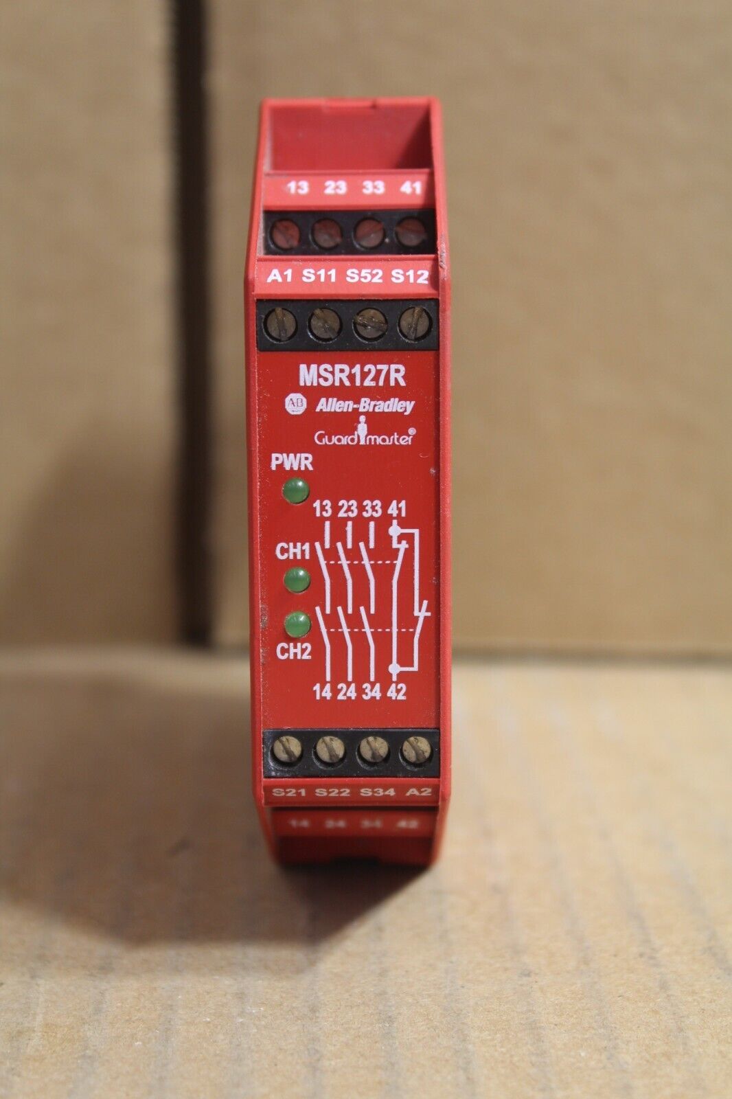 Allen Bradley 440R-N23129 Safety Relay