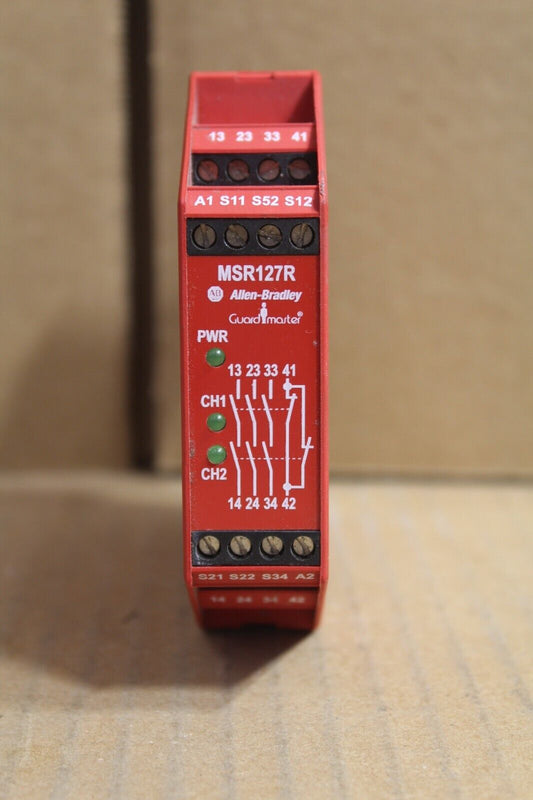 Allen Bradley 440R-N23129 Safety Relay