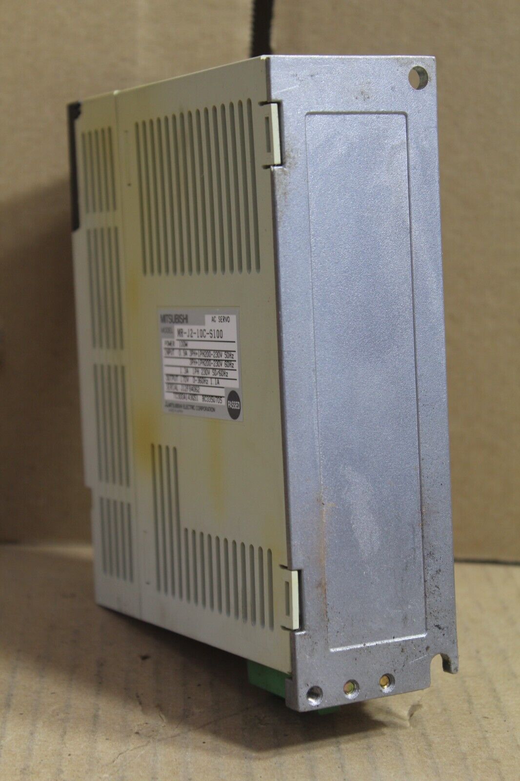 Mitsubishi MR-J2-10C-S100 Servo Drive