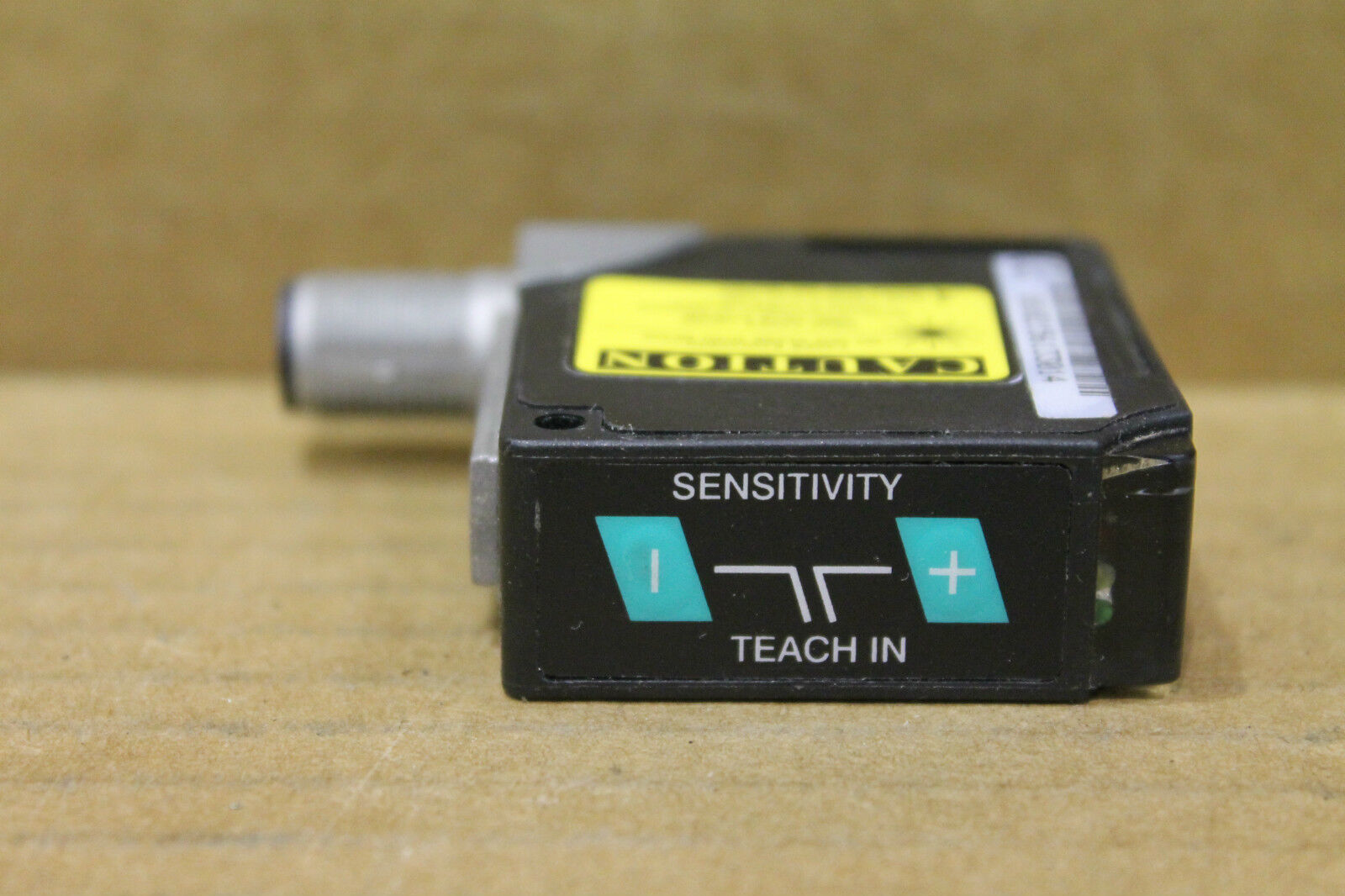 PEPPERL + FUCHS VISOLUX MLV11-8-LAS-300/48/112 PHOTOELECTRIC SENSOR