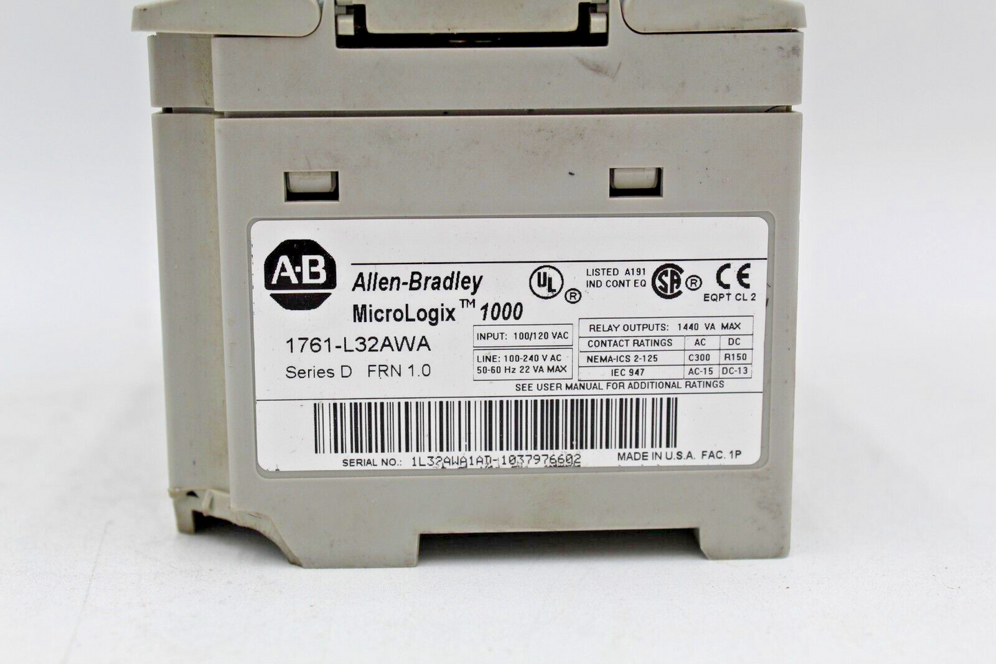 Allen-Bradley 1761-L32AWA MicroLogix 1000 Controller (Broken Corners)
