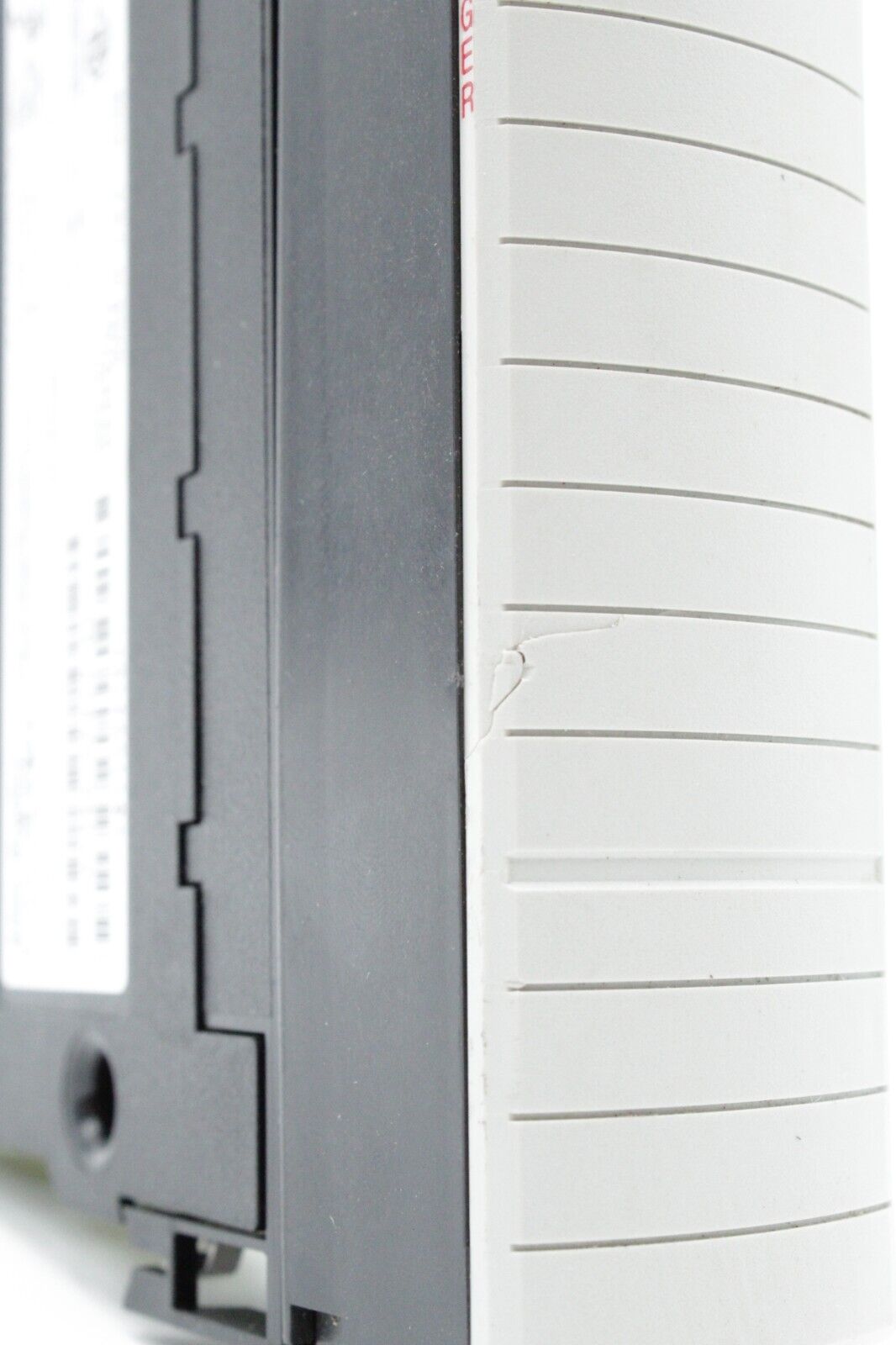 Allen-Bradley 1756-OF6CI/A Analog Isolated Output Module (Cracked Door)